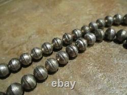 30 OLDER Vintage Navajo Graduated Sterling PEARLS Bench Made Bead Necklace