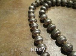 30 OLDER Vintage Navajo Graduated Sterling PEARLS Bench Made Bead Necklace