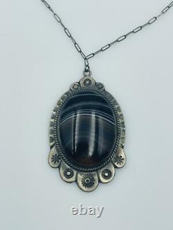Antique Navajo Hand Made Sterling Silver Banded Black Agate Pendant Necklace