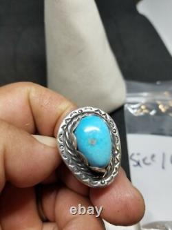 Aritisan Made Sterling Silver Turquoise Southwest Native style Ring