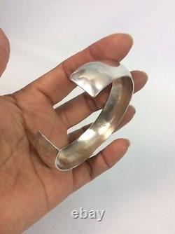 Beautiful Artisan Hand Made sterling Silver 925 cuff bracelet