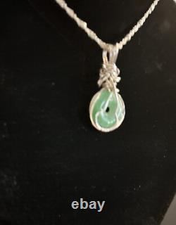 Beautiful Vintage Designer Made Sterling Silver Jade Pendant