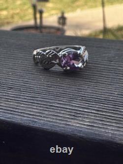 Custom made Sterling Silver Leaf Ring With Gemstone 925