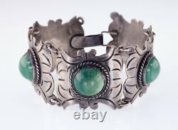 Gorgeous Sterling Silver Green Jade Bracelet Made in Mexico
