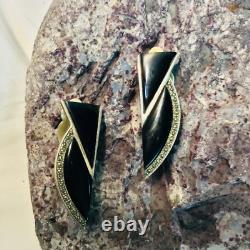 Hand Made 925 Sterling Silver Pair of Earrings With Black Onyx Stone