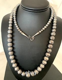 Hand Stamped Bench Navajo Pearls Graduated Sterling Silver Bead Necklace 36