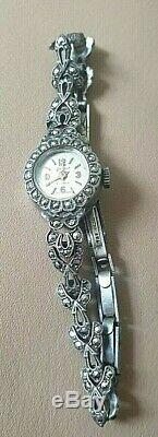 Ladies solid silver Accurist watch, 21 jewels swiss made vintage antique