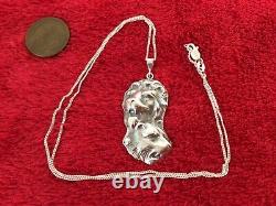 Made in USA Sterling silver scenic lion lioness king queen pendant necklace