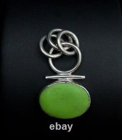 Modern Hand Made Green Cabochon Agate Trio Jump Ring Sterling Silver Pendant