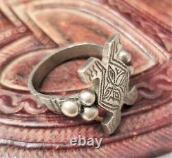 Moroccan antique Tuareg Hand Made SILVER RING tribal jewelry