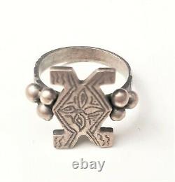 Moroccan antique Tuareg Hand Made SILVER RING tribal jewelry