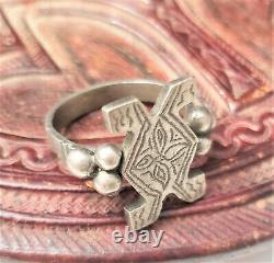 Moroccan antique Tuareg Hand Made SILVER RING tribal jewelry