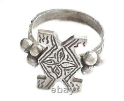 Moroccan antique Tuareg Hand Made SILVER RING tribal jewelry