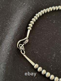 Native American 5mm Sterling Silver Beads Navajo 21 Hook & Eye Cone Necklace