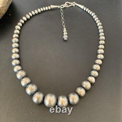 Navajo Pearls Graduated Sterling Silver Round Seamless Bead Necklace 18