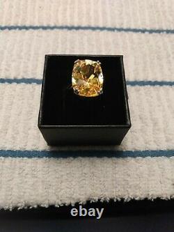 Size 9 Large Sterling Silver Ring made With Crystal From Swarovski (198)