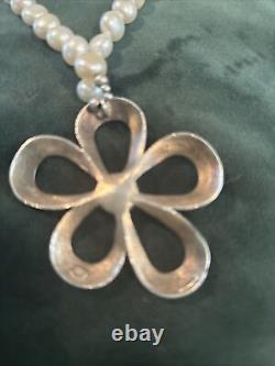 Sterling Silver Flower Pendant Pearl Necklace Made In Israel 12