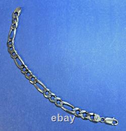 Sterling Silver Italy Made Figaro Chain Bracelet 27.2g 9' Sterling Silver Italy Made Figaro Chain Bracelet 27.2g 9'