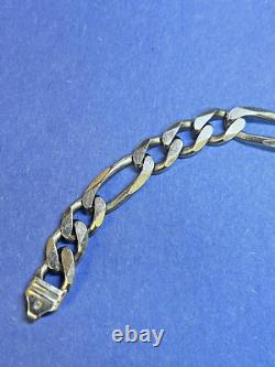 Sterling Silver Italy Made Figaro Chain Bracelet 27.2g 9' Sterling Silver Italy Made Figaro Chain Bracelet 27.2g 9'