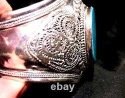 Sterling Silver Turquoise Cuff Bracelet Hand Made Large Stone SPECTACULAR