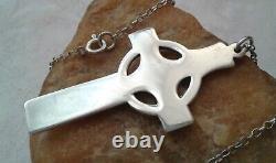 VINTAGE UK-MADE LARGE MASSIVE STERLING SILVER CELTIC CROSS with STERLING CHAIN