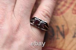 Vintage Artisan Hand Made Sterling Silver Garnet Stone Ring 6.6 g Size 7.5