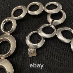 Vintage Modernist Estate Sterling Silver Hand Made Circle Design Necklace 19