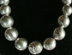 Vintage Navajo Pearls Sterling Silver Graduated Bench Made Beads Necklace 21