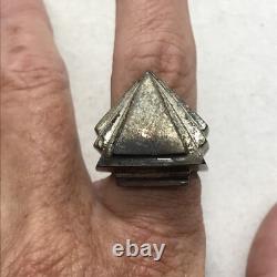 Vintage USA Made Sterling SIlver Unique Triangle Design Bold Look Ring sz 7