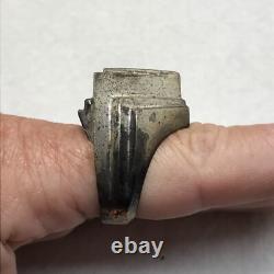 Vintage USA Made Sterling SIlver Unique Triangle Design Bold Look Ring sz 7