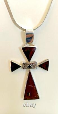 Vtg. Modern Hand Made Sterling Silver Formed Enamel Cross Pendant & 17 Necklace