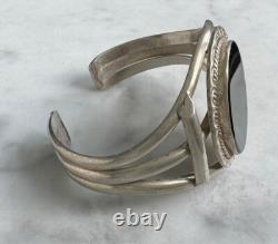 Well Made 925 Sterling Silver And Onyx Cuff Bracelet