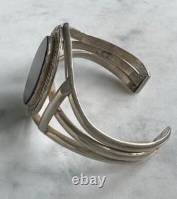 Well Made 925 Sterling Silver And Onyx Cuff Bracelet
